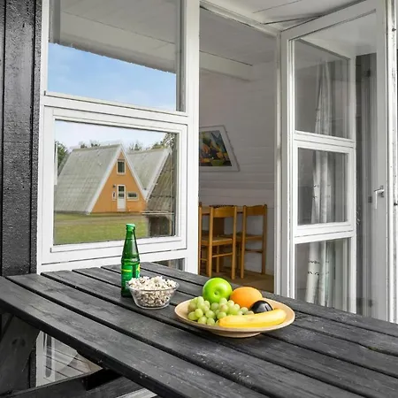 Amazing In Rdby With 2 Bedrooms And Wifi Rødby